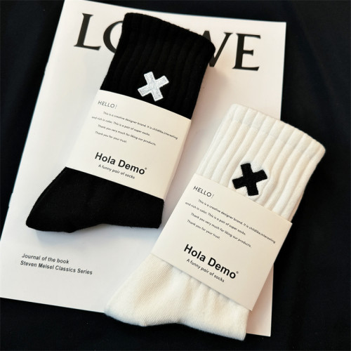 吉良先生 襪子男士中筒襪純棉舒適高幫男襪ins潮式街頭滑板運動襪 吉良先生 襪子男士中筒襪純棉舒適高幫男襪ins潮式街頭滑板運動襪