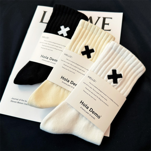 吉良先生 襪子男士中筒襪純棉舒適高幫男襪ins潮式街頭滑板運動襪 吉良先生 襪子男士中筒襪純棉舒適高幫男襪ins潮式街頭滑板運動襪