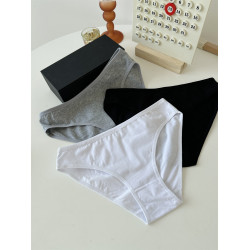 【澤衣壹品】  不卡襠好穿不膩基礎款純棉高開叉三角褲內褲女