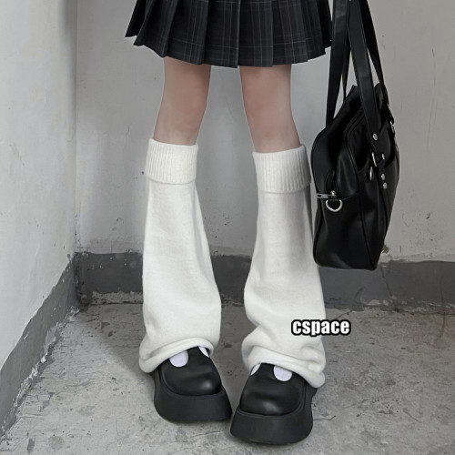 jk濶腿套日系辣妹白色針織毛線喇叭小腿堆堆襪套女秋冬季保暖加厚 jk濶腿套日系辣妹白色針織毛線喇叭小腿堆堆襪套女秋冬季保暖加厚