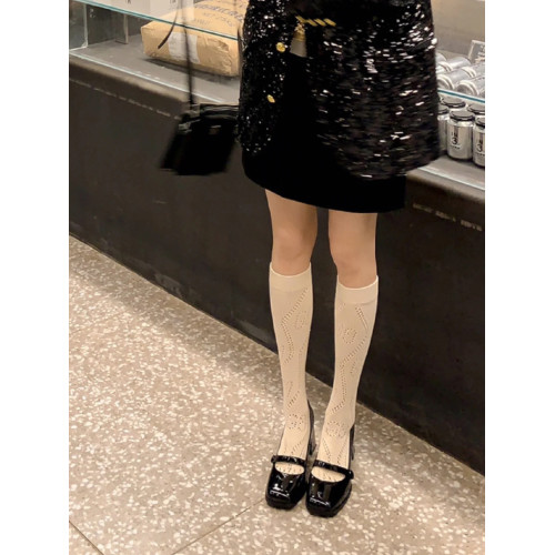 純欲鏤空小腿襪春秋襪子女中筒襪字母薄款瘦腿長筒及膝百搭學院風 純欲鏤空小腿襪春秋襪子女中筒襪字母薄款瘦腿長筒及膝百搭學院風