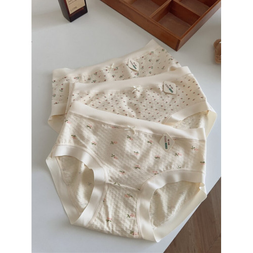 3條a類棉內褲女純棉2024新款7A抗菌夏季薄款中腰大碼無痕女士三角 3條a類棉內褲女純棉2024新款7A抗菌夏季薄款中腰大碼無痕女士三角