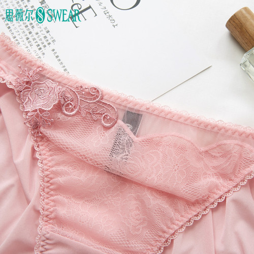 SWEAR/思薇爾刺綉玫瑰花性感提臀氣質內褲低腰三角褲女 Q1030003