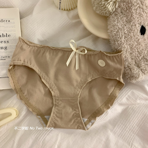 內褲女生純棉抗菌2025新款秋冬無痕中腰日系少女甜美舒適透氣三角 內褲女生純棉抗菌2025新款秋冬無痕中腰日系少女甜美舒適透氣三角