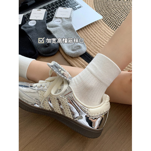 無骨襪子女春秋季款棉襪抗起球白色ins潮韓版日系運動純色中筒襪 無骨襪子女春秋季款棉襪抗起球白色ins潮韓版日系運動純色中筒襪