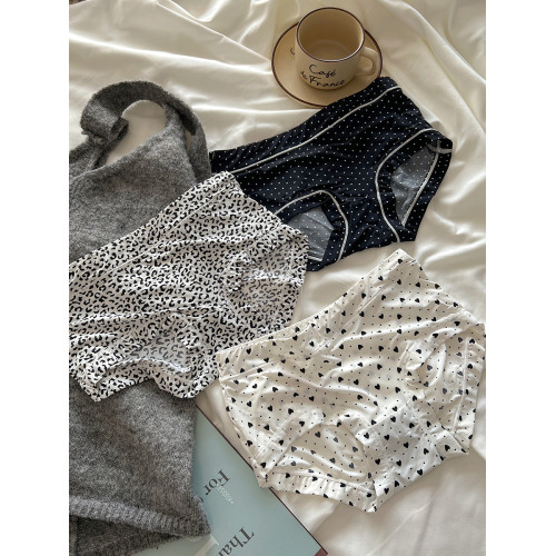 滑霤霤~內褲女冰絲牛奶絲無痕大碼薄款黑格子豹紋三角褲新款 滑霤霤~內褲女冰絲牛奶絲無痕大碼薄款黑格子豹紋三角褲新款