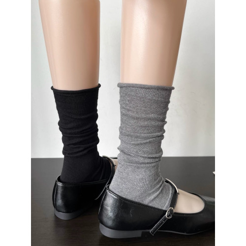 miu系菸灰色卷邊堆堆襪套女春夏季薄款時髦慵懶復古白色踩腳腿套 miu系菸灰色卷邊堆堆襪套女春夏季薄款時髦慵懶復古白色踩腳腿套