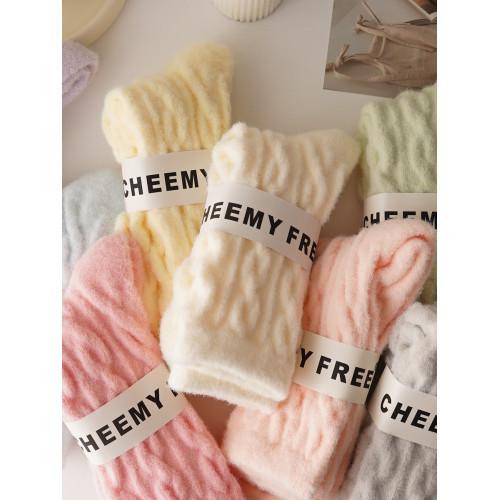 睡覺穿的~軟fufu秋冬保暖雲朵襪子女中筒可愛睡眠家居襪加絨加厚 睡覺穿的~軟fufu秋冬保暖雲朵襪子女中筒可愛睡眠家居襪加絨加厚