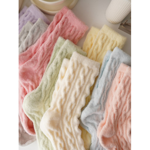 睡覺穿的~軟fufu秋冬保暖雲朵襪子女中筒可愛睡眠家居襪加絨加厚 睡覺穿的~軟fufu秋冬保暖雲朵襪子女中筒可愛睡眠家居襪加絨加厚