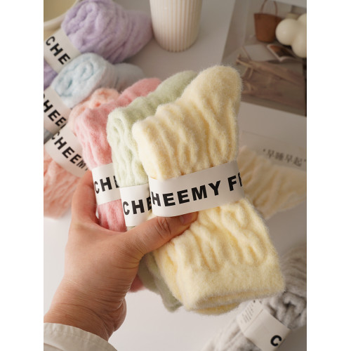 睡覺穿的~軟fufu秋冬保暖雲朵襪子女中筒可愛睡眠家居襪加絨加厚 睡覺穿的~軟fufu秋冬保暖雲朵襪子女中筒可愛睡眠家居襪加絨加厚