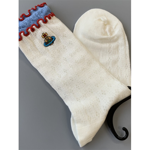 日式土星刺綉文藝小衆春秋夏女士浮雕花卉蝴蝶結花邊甜美中筒襪子 日式土星刺綉文藝小衆春秋夏女士浮雕花卉蝴蝶結花邊甜美中筒襪子