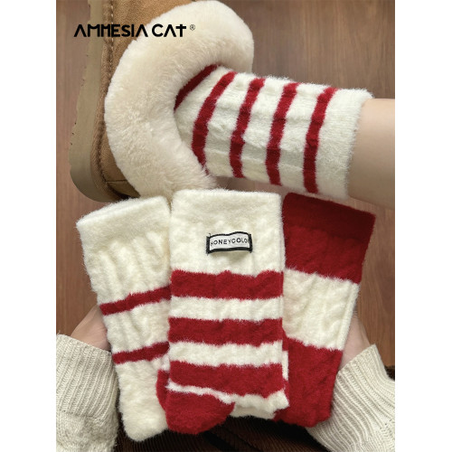 本命年紅色襪子女款秋冬季毛絨棉襪新年保暖加厚珊瑚絨冬天睡眠襪