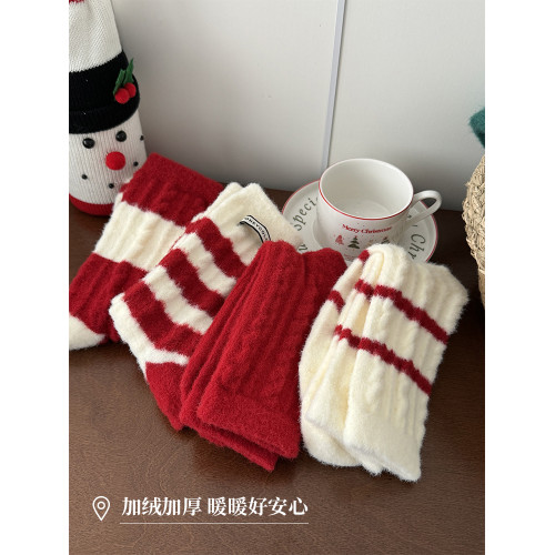 本命年紅色襪子女款秋冬季毛絨棉襪新年保暖加厚珊瑚絨冬天睡眠襪
