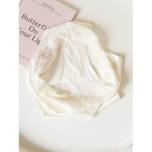 春癮~無痕緞面內褲女絲滑柔軟V形蕾絲花邊輕奢性感純欲低腰三角褲