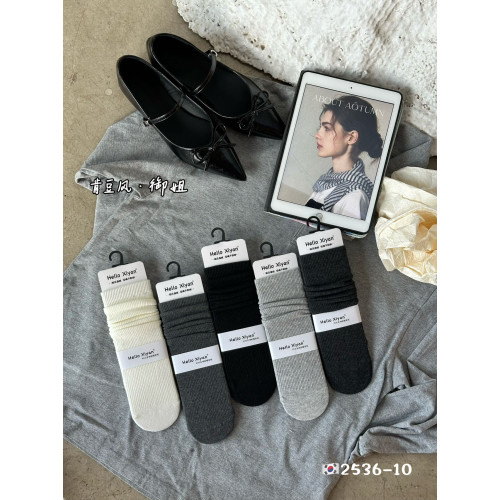 禧顔 新款春秋日韓系學生基礎百搭款小茶純色高筒襪堆堆襪五雙裝 禧顔 新款春秋日韓系學生基礎百搭款小茶純色高筒襪堆堆襪五雙裝