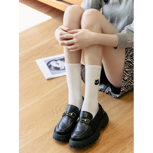 貓咪刺綉純棉襪子女白色中筒襪秋季搭配老爹鞋卡通長襪ins潮秋冬 貓咪刺綉純棉襪子女白色中筒襪秋季搭配老爹鞋卡通長襪ins潮秋冬