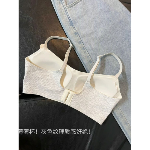 無痕!軟支撐舒適內衣女小胸聚攏防下垂胸罩無鋼圈果凍條文胸船襪 無痕!軟支撐舒適內衣女小胸聚攏防下垂胸罩無鋼圈果凍條文胸船襪