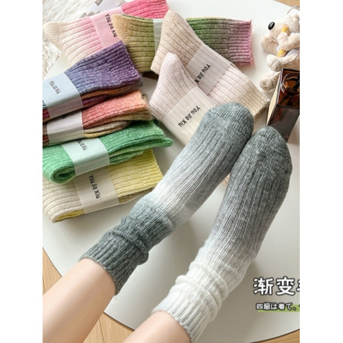 彩色紥染漸變色羊毛襪子女潮網紅款加絨冬季保暖設計感ab版堆堆襪 彩色紥染漸變色羊毛襪子女潮網紅款加絨冬季保暖設計感ab版堆堆襪