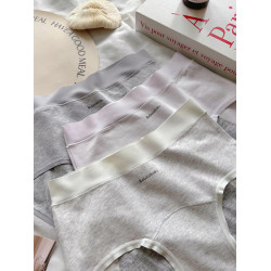 裸感生理褲加長加寬防側漏純棉內褲女無痕精梳棉中腰包臀三角褲