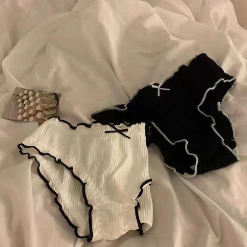 日本MUIl女士純棉全棉抑菌襠女生純欲性感新款中低腰少女黑色內褲 日本MUIl女士純棉全棉抑菌襠女生純欲性感新款中低腰少女黑色內褲