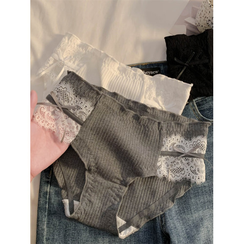 miu系讅美~女生純欲蕾絲三角褲中腰內褲女士純棉7a級抑菌2025新款 miu系讅美~女生純欲蕾絲三角褲中腰內褲女士純棉7a級抑菌2025新款