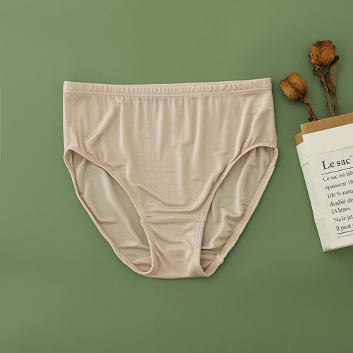 特價真絲中腰三角內褲女無痕透氣速乾簡約包臀寬松大碼女短褲夏 特價真絲中腰三角內褲女無痕透氣速乾簡約包臀寬松大碼女短褲夏