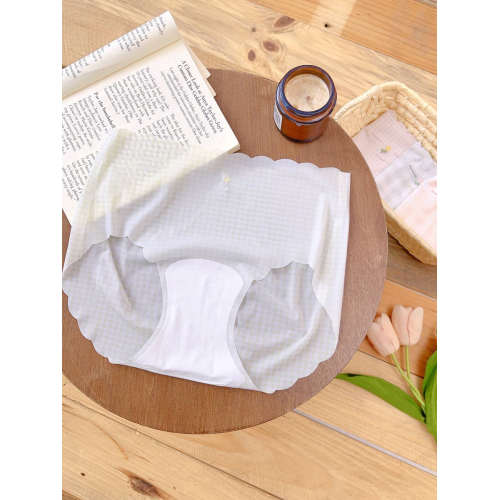 富士鬱金香~無痕內褲女冰絲7A抑菌加長襠甜美女生2025新中腰三角 富士鬱金香~無痕內褲女冰絲7A抑菌加長襠甜美女生2025新中腰三角