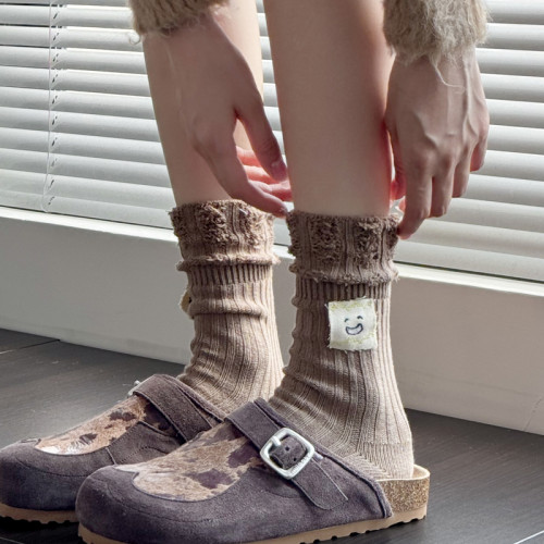 秋冬菸灰色小腿襪女堆堆襪咖色破洞短襪子笑臉ins潮襪白色中筒襪 秋冬菸灰色小腿襪女堆堆襪咖色破洞短襪子笑臉ins潮襪白色中筒襪