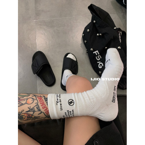 IJIO 原創設計個性籃球功能襪毛巾底緩沖減震棉襪包裹運動襪男女 IJIO 原創設計個性籃球功能襪毛巾底緩沖減震棉襪包裹運動襪男女