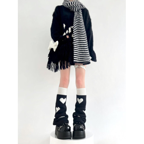 ins黑白濶腿襪套y2k千禧辣妹亞文化秋冬jk襪子小腿堆堆襪喇叭腿套 ins黑白濶腿襪套y2k千禧辣妹亞文化秋冬jk襪子小腿堆堆襪喇叭腿套