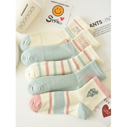 襪子女春秋中筒襪純棉透氣卡通短襪可愛韓版學院風長襪秋冬女運動 襪子女春秋中筒襪純棉透氣卡通短襪可愛韓版學院風長襪秋冬女運動