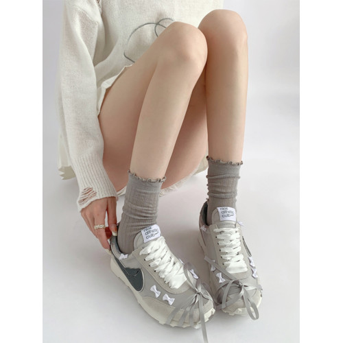 夜間教習室木耳邊芭蕾風襪子女夏薄款花邊中筒襪透氣白色堆堆襪夏 夜間教習室木耳邊芭蕾風襪子女夏薄款花邊中筒襪透氣白色堆堆襪夏