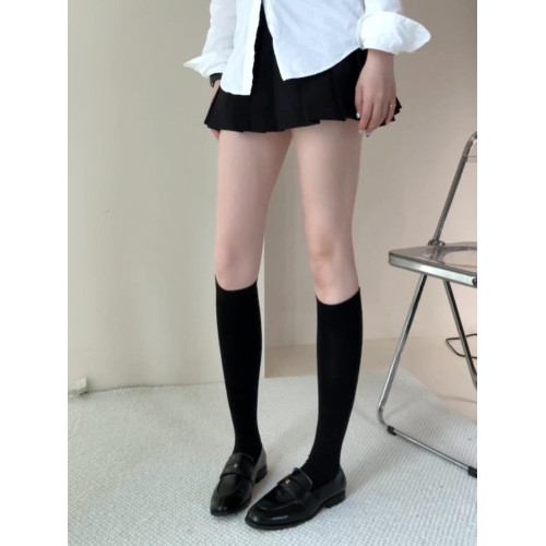 誰懂小腿襪的含金量啊!!燕麥色真的很老錢風~針織感超舒服好穿~ 誰懂小腿襪的含金量啊!!燕麥色真的很老錢風~針織感超舒服好穿~