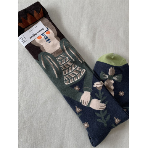 新品法國文藝小衆女士順花個性設計感女士中長筒快樂及膝小腿襪子 新品法國文藝小衆女士順花個性設計感女士中長筒快樂及膝小腿襪子