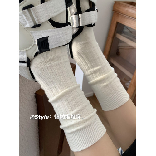 白色襪子女中筒襪春秋季款棉襪ins潮運動純色顯瘦秋天長襪堆堆襪 白色襪子女中筒襪春秋季款棉襪ins潮運動純色顯瘦秋天長襪堆堆襪