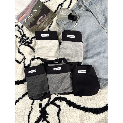 灰色系運動風無痕女士內褲收腹透氣薄款包臀加大碼三角褲2025新款