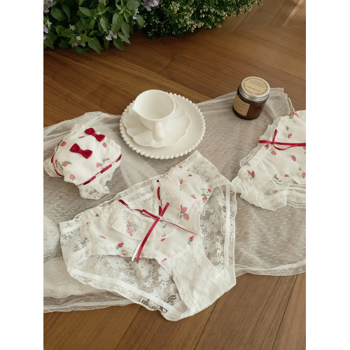 森日和葉2025新款甜美草莓內褲女清新可愛蝴蝶結蕾絲純棉襠三角褲 森日和葉2025新款甜美草莓內褲女清新可愛蝴蝶結蕾絲純棉襠三角褲