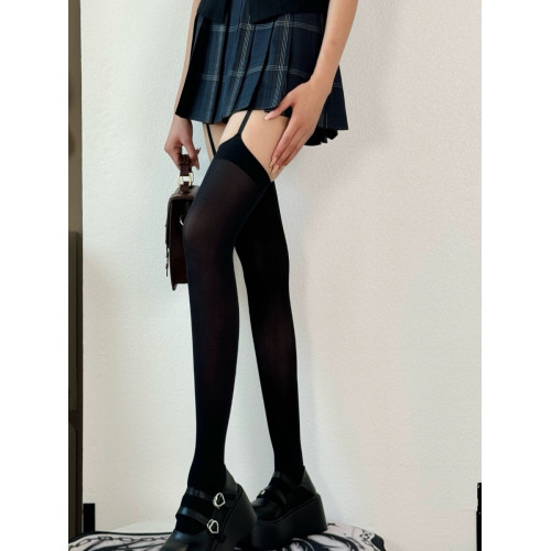 BON 亞文化自製個性吊帶一體過膝襪天鵞絨jk連褲襪黑白性感長筒襪 BON 亞文化自製個性吊帶一體過膝襪天鵞絨jk連褲襪黑白性感長筒襪