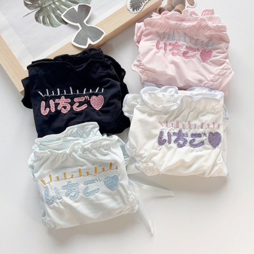 日系字母刺綉中腰夏季少女內褲柔軟絲滑舒適三角褲雙蝴蝶結 日系字母刺綉中腰夏季少女內褲柔軟絲滑舒適三角褲雙蝴蝶結