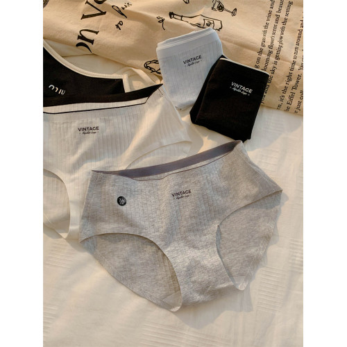 慵懶假日~女生一片式無痕純棉女士三角褲全棉透氣內褲女2025新款 慵懶假日~女生一片式無痕純棉女士三角褲全棉透氣內褲女2025新款