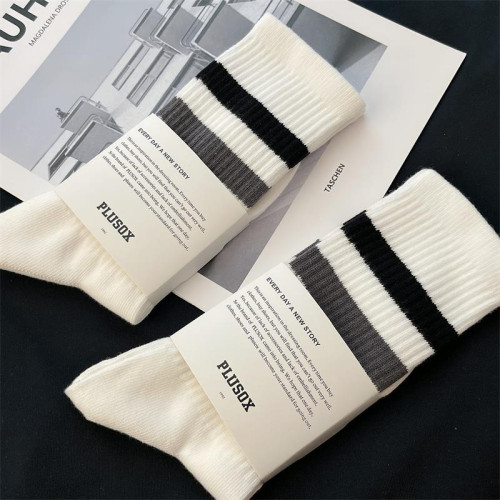 日本MUl純棉男女中長筒襪潮牌撞色條紋長襪男足球運動襪抗菌防臭 日本MUl純棉男女中長筒襪潮牌撞色條紋長襪男足球運動襪抗菌防臭