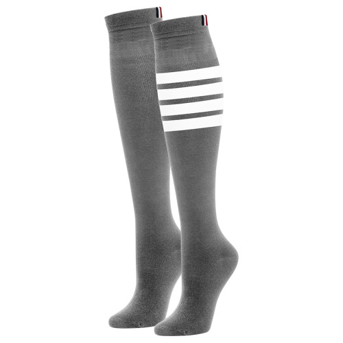 2雙可 高爾夫球襪子女士過膝中筒長襪四條杠百搭長筒運動棉襪 2雙可 高爾夫球襪子女士過膝中筒長襪四條杠百搭長筒運動棉襪