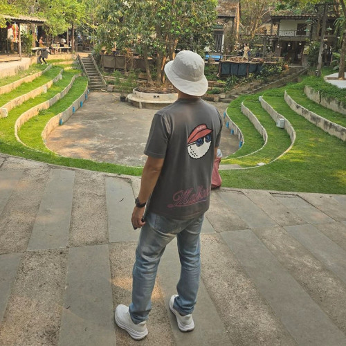 malbon高爾夫球服男女同款短款圓領短袖T恤復古運動戶外夏季 malbon高爾夫球服男女同款短款圓領短袖T恤復古運動戶外夏季