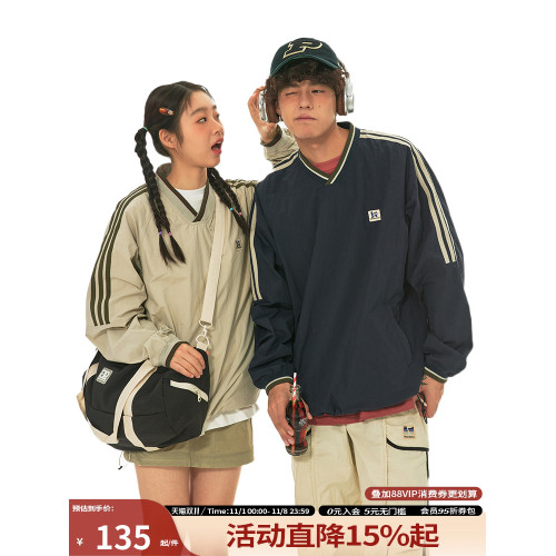 江南先生NewJNXS美式復古織帶V領插肩袖情侶衛衣秋潮牌運動風外套 江南先生NewJNXS美式復古織帶V領插肩袖情侶衛衣秋潮牌運動風外套