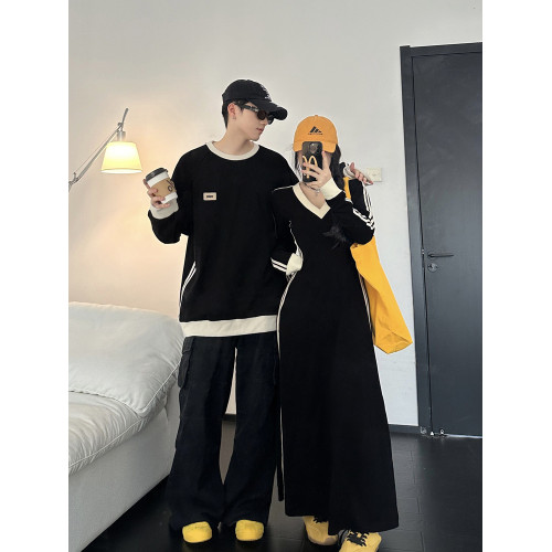 美式潮牌衛衣男款v領寬松休閒韓系慵懶風顯瘦長裙情侶裝一裙一衣 美式潮牌衛衣男款v領寬松休閒韓系慵懶風顯瘦長裙情侶裝一裙一衣