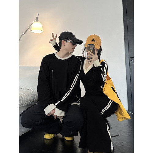 美式潮牌衛衣男款v領寬松休閒韓系慵懶風顯瘦長裙情侶裝一裙一衣 美式潮牌衛衣男款v領寬松休閒韓系慵懶風顯瘦長裙情侶裝一裙一衣