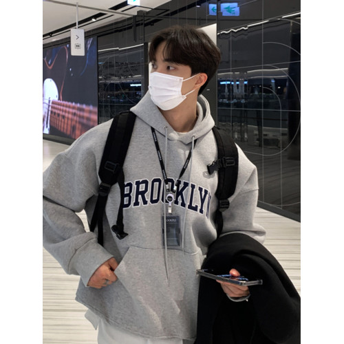 加絨衛衣高街男士連帽小衆高級設計感印花上衣春秋季韓系寬松外套 加絨衛衣高街男士連帽小衆高級設計感印花上衣春秋季韓系寬松外套