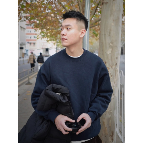 日系復古圓領衛衣男士寬松大碼無帽美式重磅長袖秋冬加厚保暖上衣 日系復古圓領衛衣男士寬松大碼無帽美式重磅長袖秋冬加厚保暖上衣