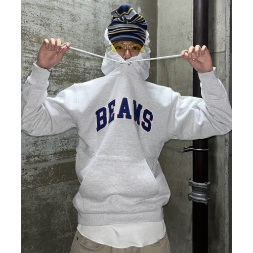 23AW BEAMS純棉寬松休閒復古刺綉字母學院風連帽套頭衛衣男潮 23AW BEAMS純棉寬松休閒復古刺綉字母學院風連帽套頭衛衣男潮