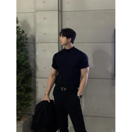 英倫雅痞男裝夏季收袖口t恤小領口修身短袖顯肌肉西裝內搭5分半袖